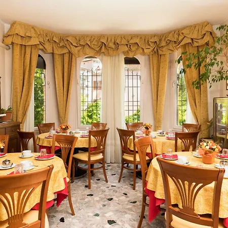 Albertina 2* Venezia Lido